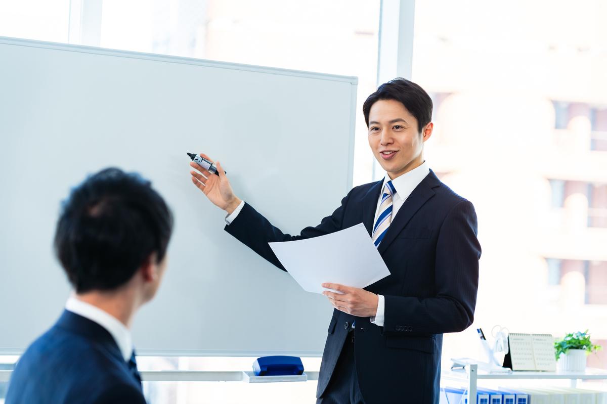 コンプライアンス研修の基本と効果｜外部講師に任せるメリットも解説