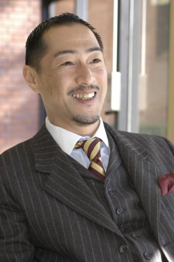 村田　晃嗣