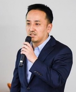 江田 健二