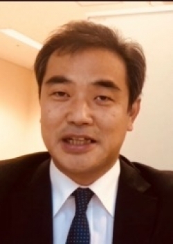 上田　英樹