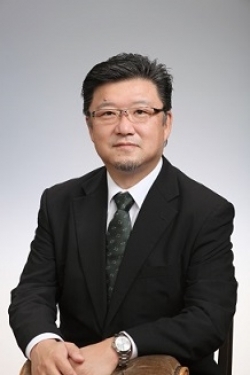 前田　智宏