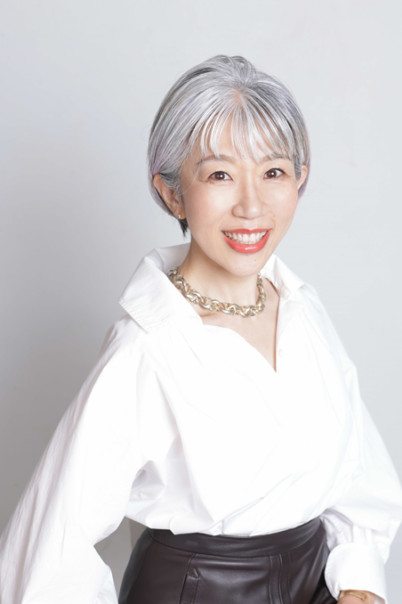 朝倉　真弓
