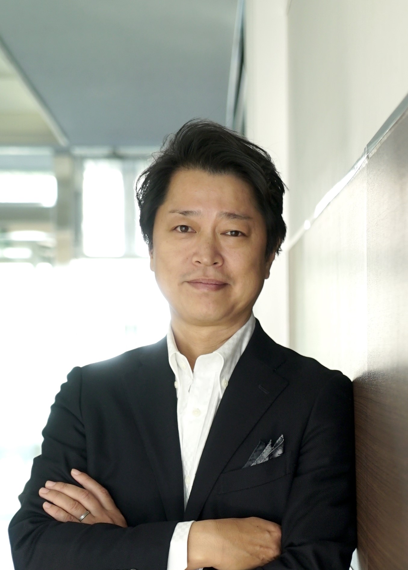 中野　耕史