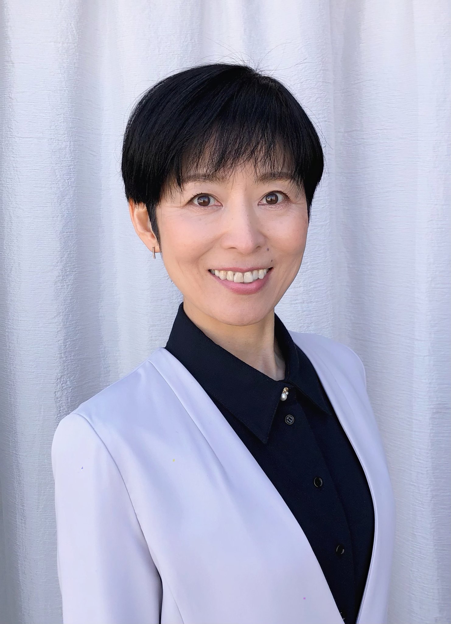 石田 隆子