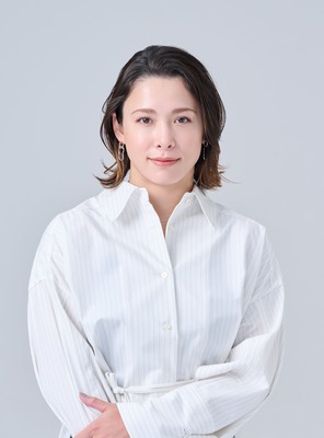 出口　クリスタ