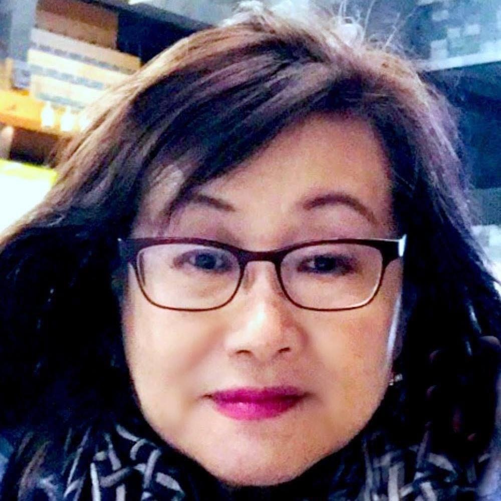 氏家 佐江子