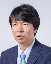 青山　和弘