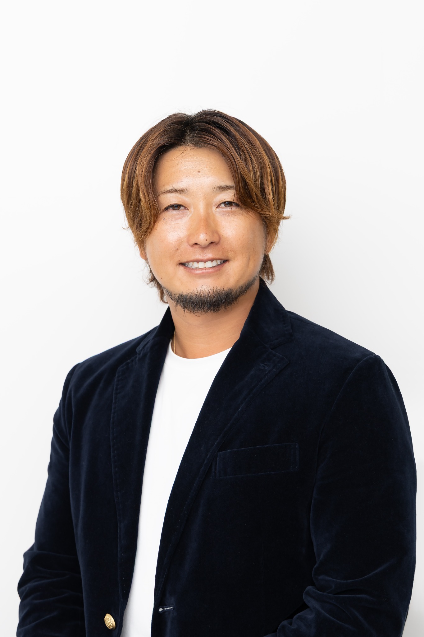 三嶋　一輝